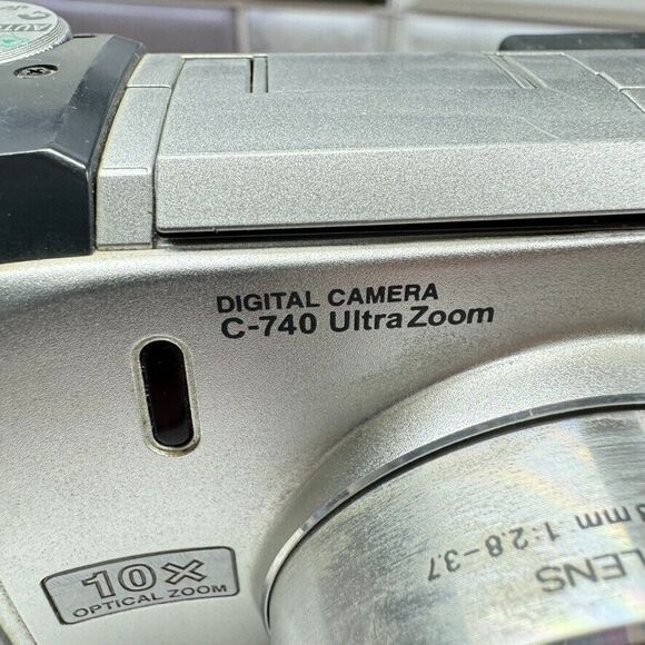 Olympus CAMEDIA C-740 Ultra Zoom 3.2MP Digital Camera + 256mb Card TESTED - Picture 3 of 14